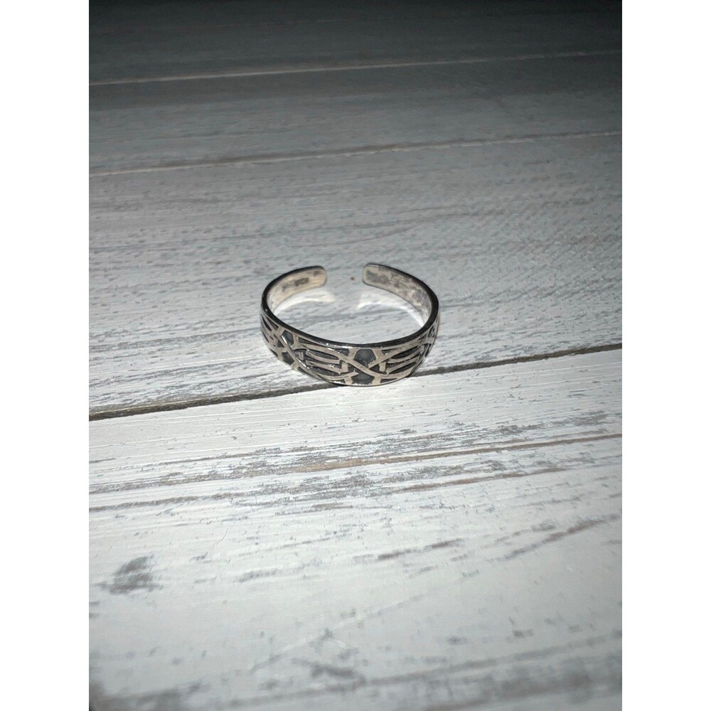 Vintage Sterling silver toe ring in Excellent condition